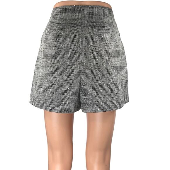 Express Gray Plaid Checkered Tweed High Waisted Mini Wrap Skort Skirt Size 6 - Picture 3 of 5